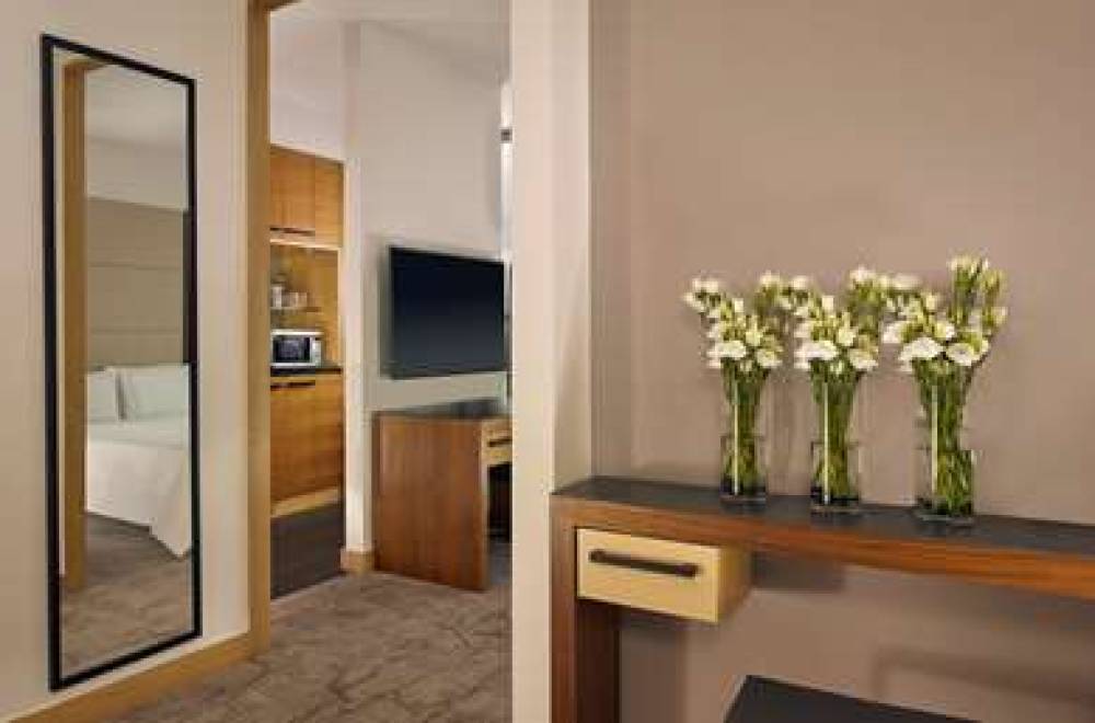PARK PLAZA COUNTY HALL LONDON 7