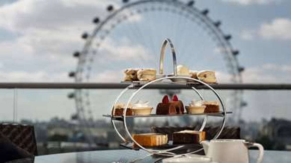 PARK PLAZA COUNTY HALL LONDON 9