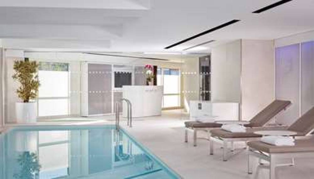 PARK PLAZA LONDON RIVERBANK 5