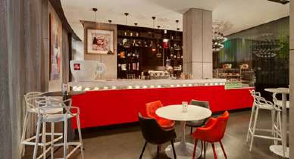 PARK PLAZA LONDON WATERLOO 8