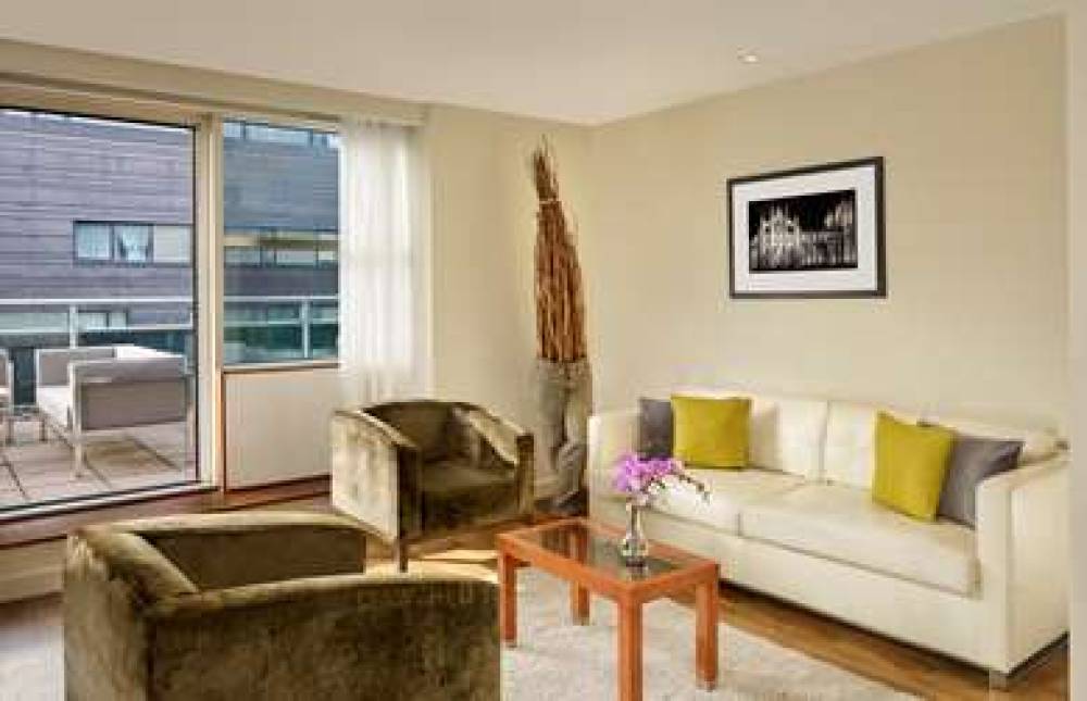 PARK PLAZA VICTORIA LONDON 2