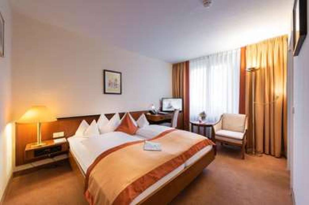 PARKHOTEL STADTALLENDORF 4