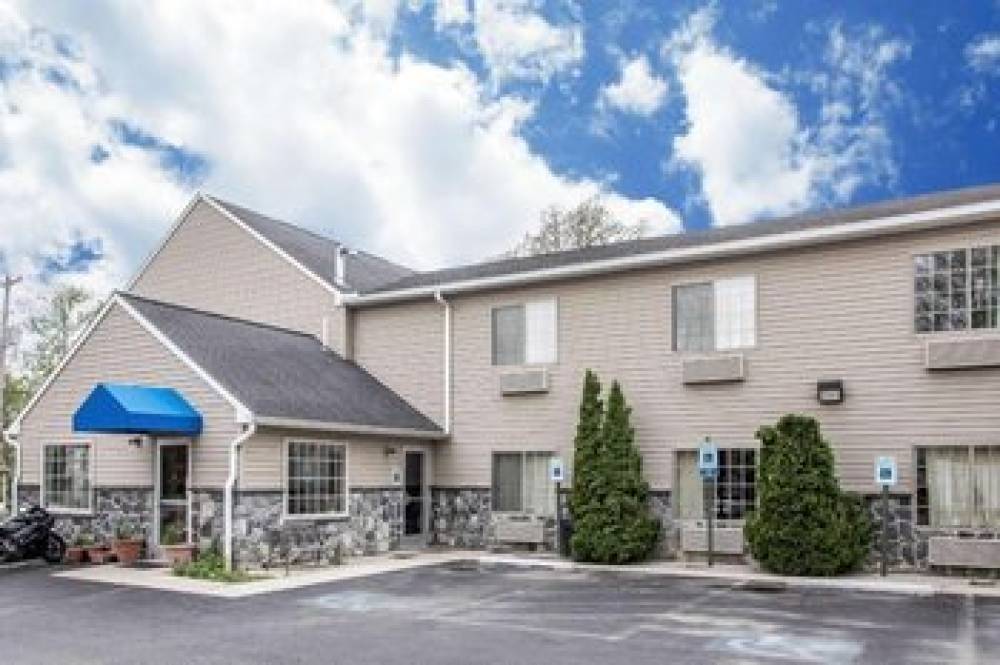 Passport Inn Paradise Pa
