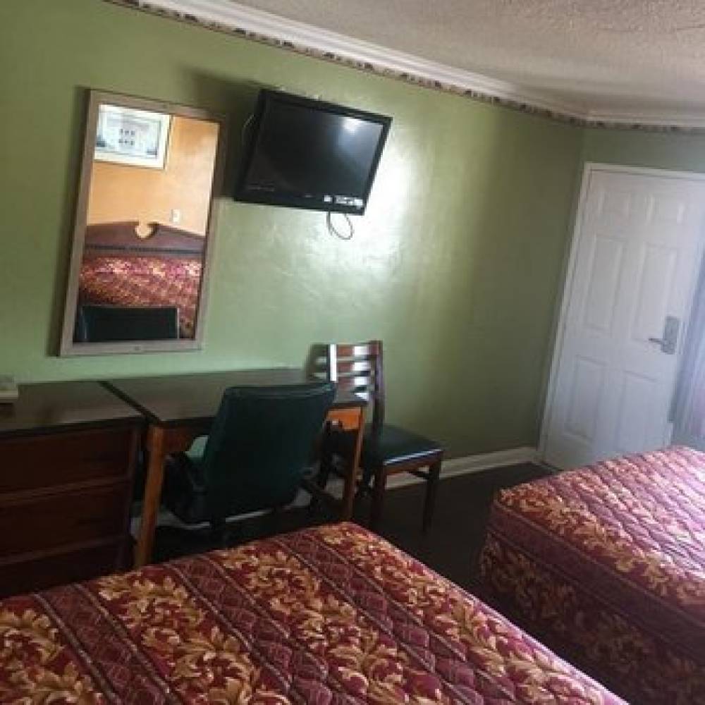 PASSPORT INN POMONA CA 7
