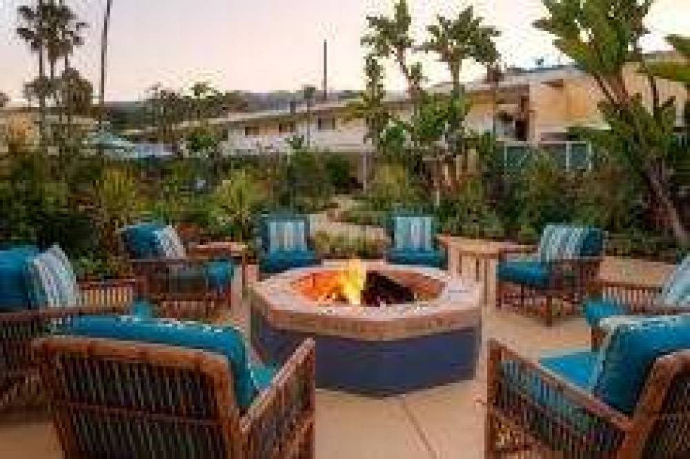Pavilion Hotel