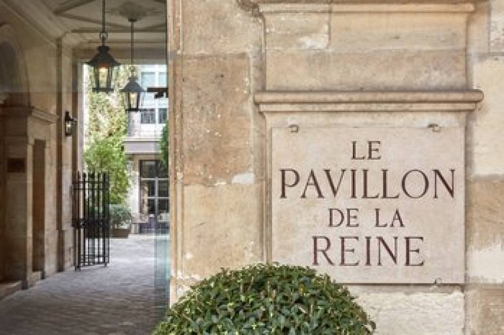 Pavillon De La Reine