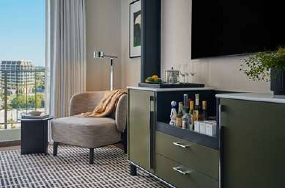 Pendry Newport Beach 4