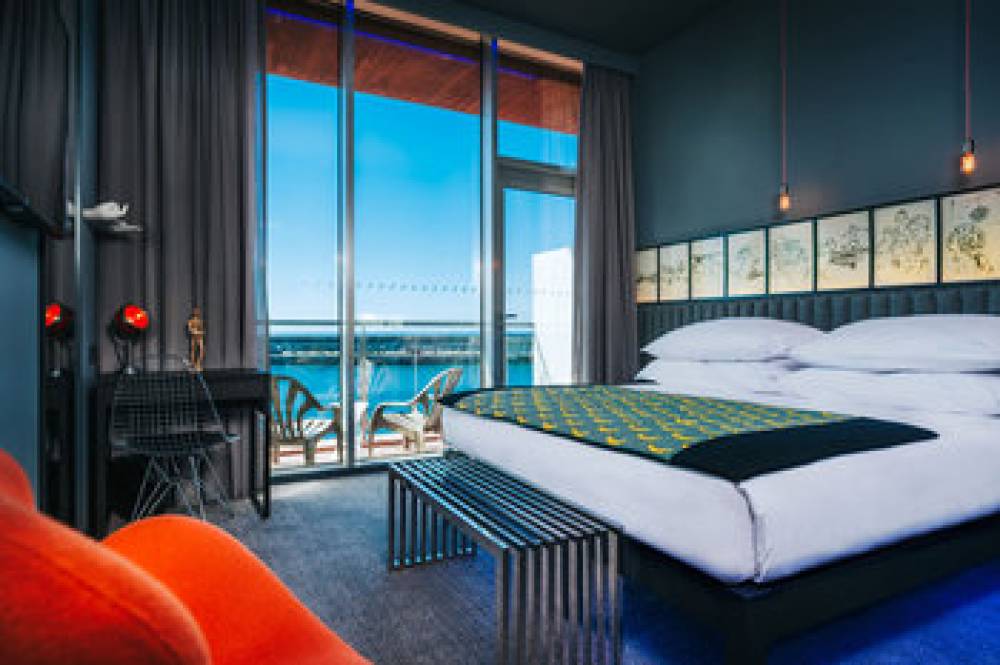 PESTANA CR7 FUNCHAL 9