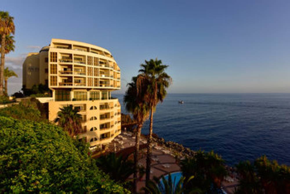 Pestana Palms