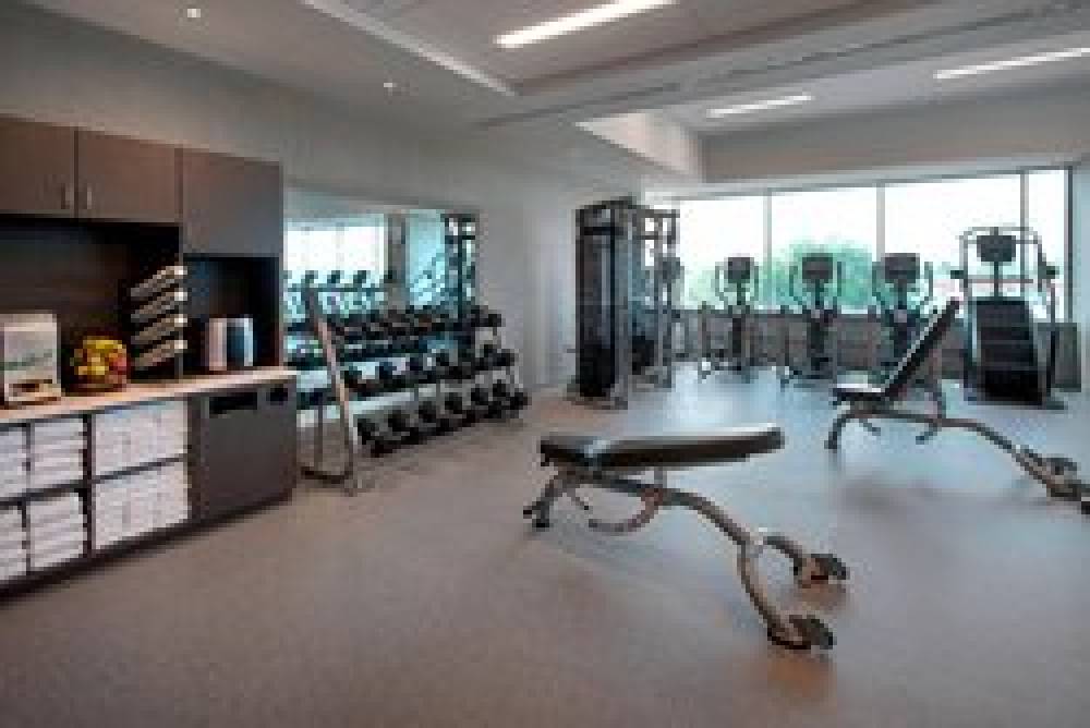 Philadelphia Airport Marriott 4