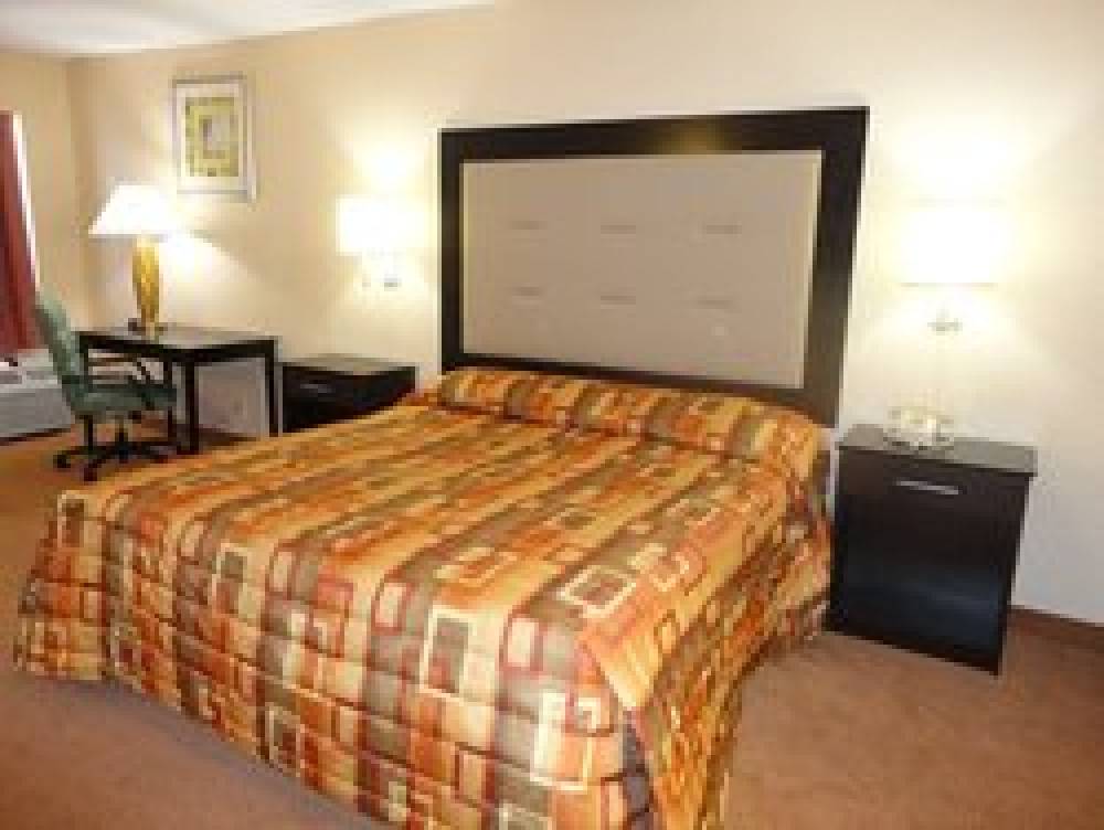 PLANTATION INN HOTEL LOUNGE 1