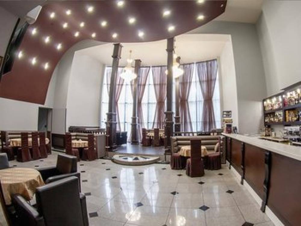 Plaza Hotel Volgograd 6