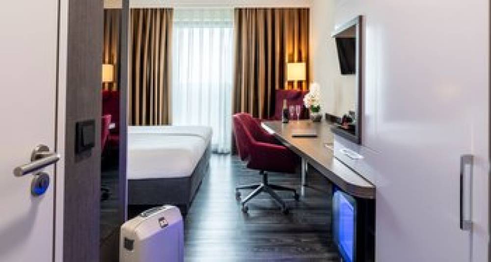 PLAZA PREMIUM GRAND WINSTON RIJSWIJ 7