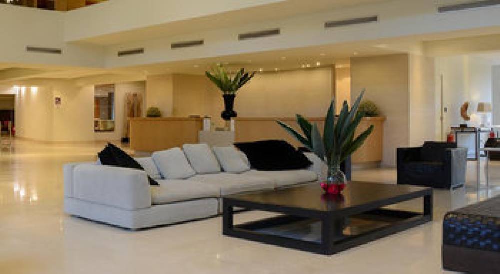 PLAZA RESORT 4