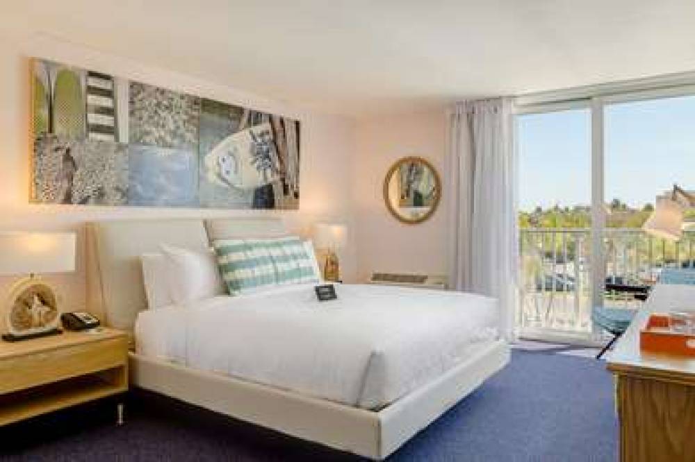 Plunge Beach Hotel 9