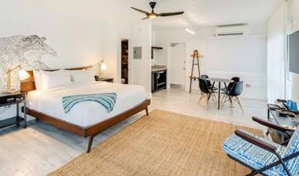 Plunge Beach Hotel 4
