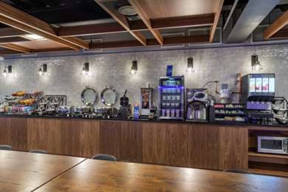 PLUS SOHO HOTEL 3