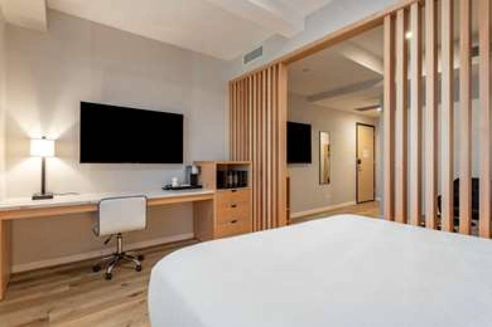 PLUS SOHO HOTEL 10