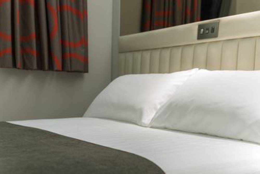 POINT A HOTEL CANARY WHARF 8