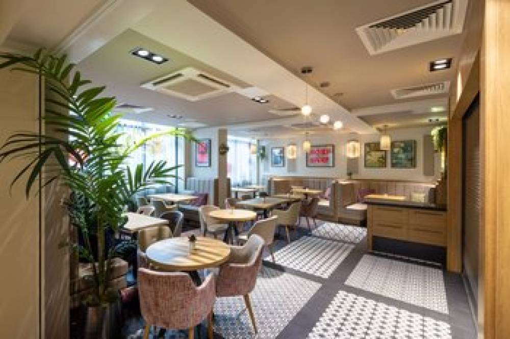 POINT A HOTEL KINGS CROSS 9