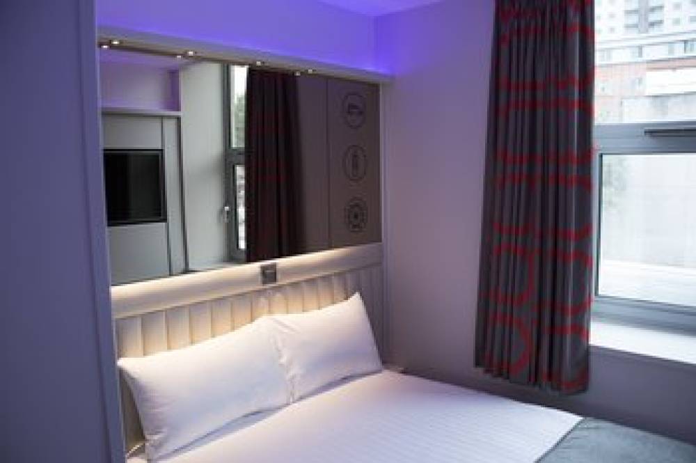 POINT A HOTEL WESTMINSTER 9
