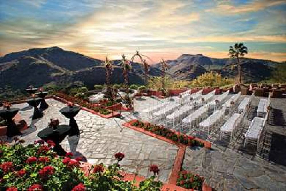 Pointe Hilton Tapatio Cliffs Resort 2