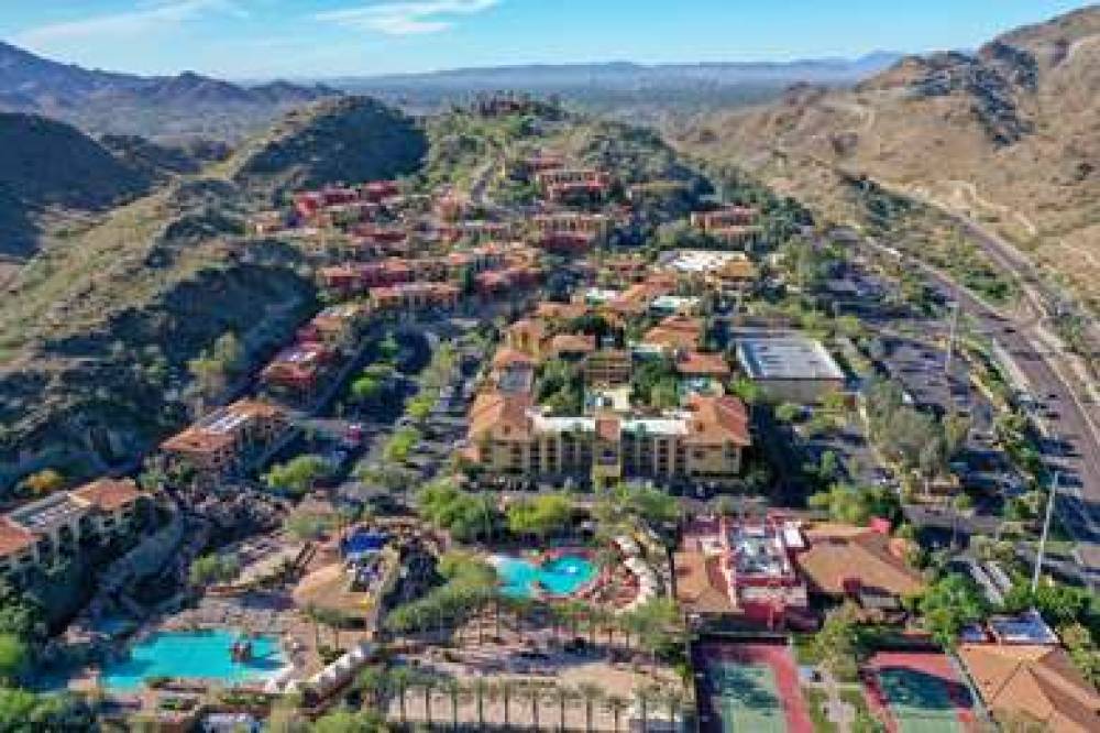 Pointe Hilton Tapatio Cliffs Resort 7