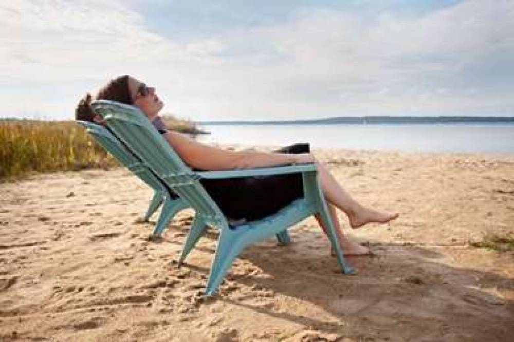 Pointes North Beachfront Hotel 5