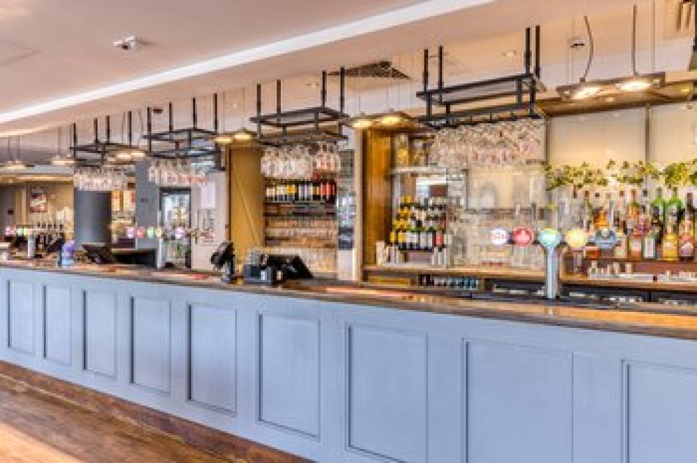 PREMIER INN GATWICK AIRPORT N.TERM 5