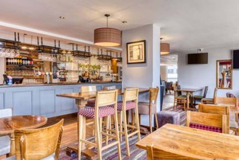 PREMIER INN GATWICK AIRPORT N.TERM 4