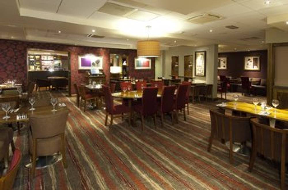 PREMIER INN HEATHROW AIRPORT T2&T3 2