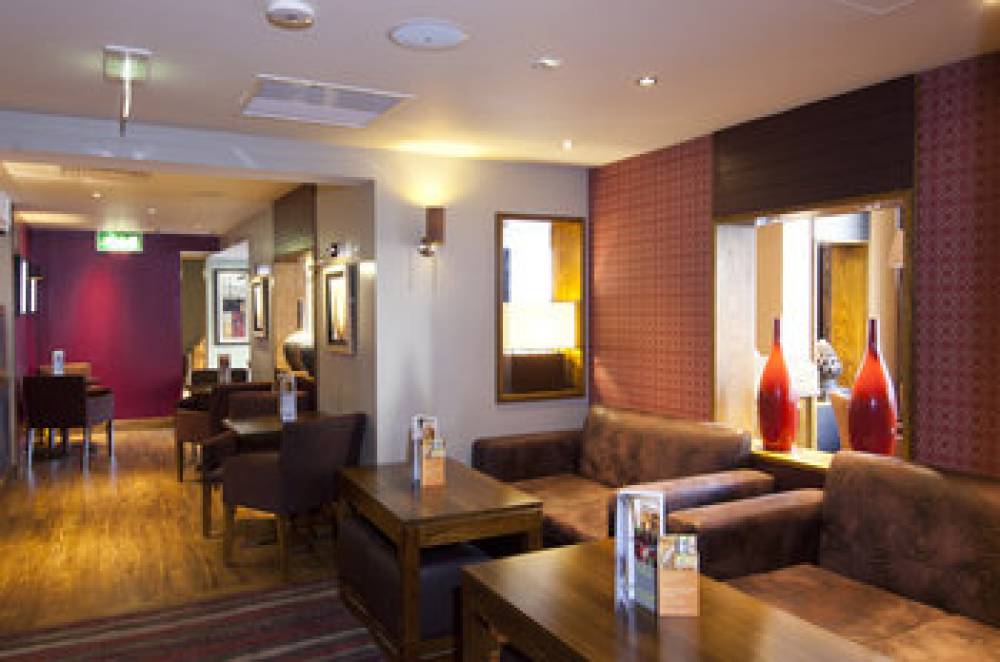 PREMIER INN LONDON ANGEL ISLINGTON 9