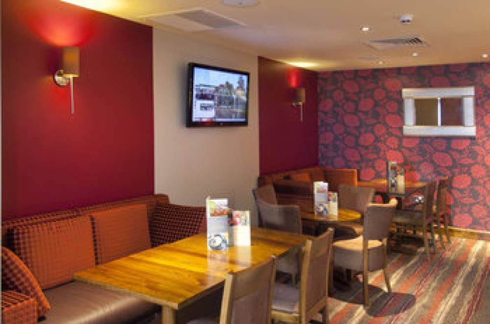 PREMIER INN LONDON ANGEL ISLINGTON 8