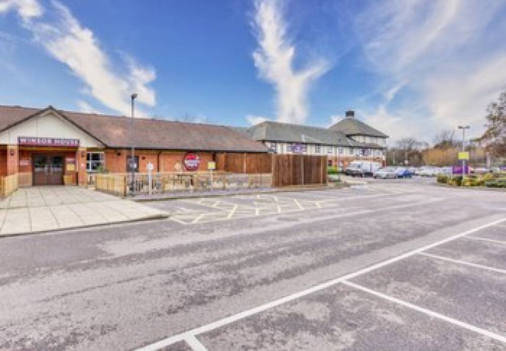 PREMIER INN LONDON BECKTON 3