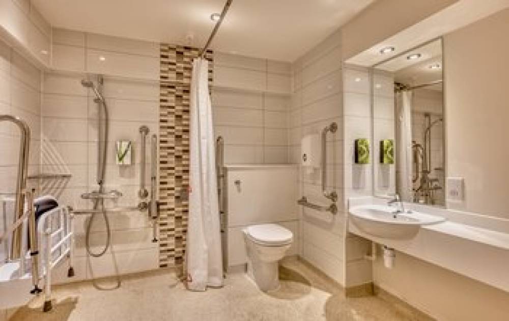 PREMIER INN LONDON BECKTON 7