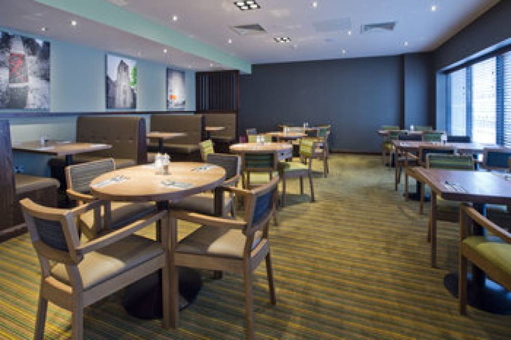 PREMIER INN LONDON CHISWICK 8
