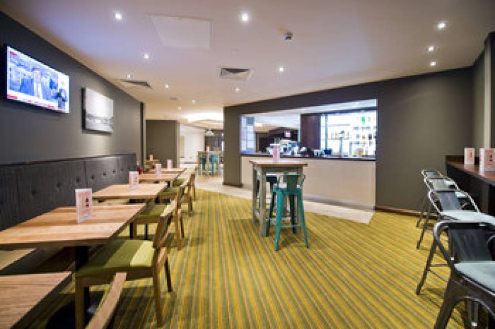 PREMIER INN LONDON CHISWICK 5