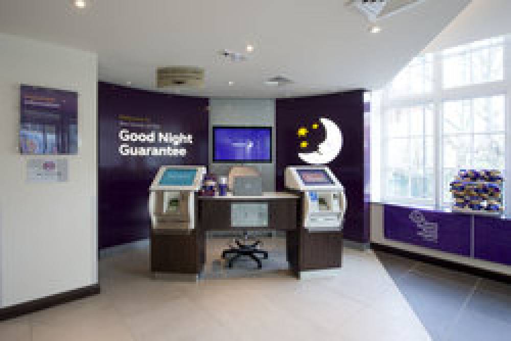 PREMIER INN LONDON CLAPHAM 8