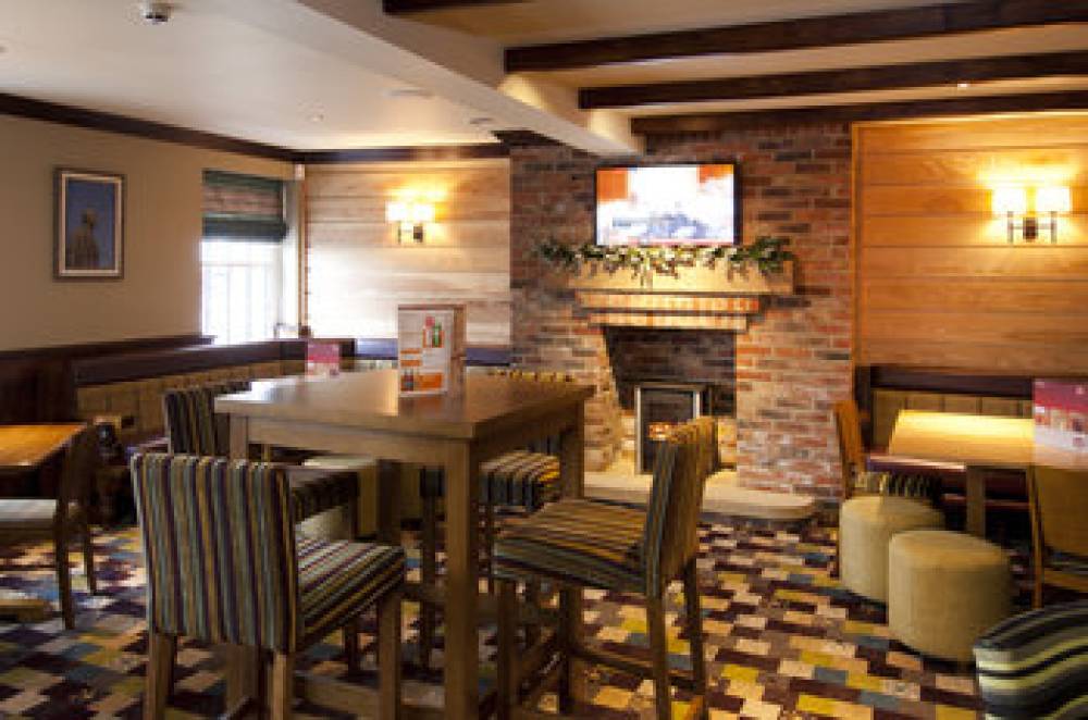 PREMIER INN LONDON DAGENHAM 7