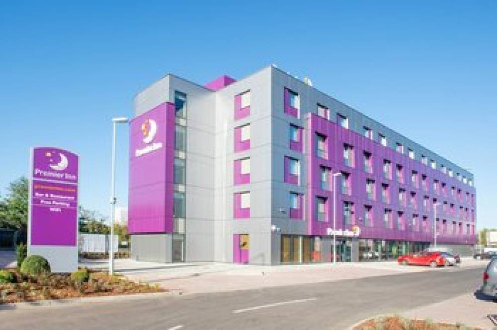 PREMIER INN LONDON EDMONTON 1