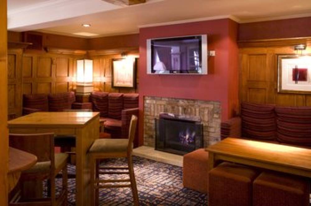 PREMIER INN LONDON RAINHAM 6