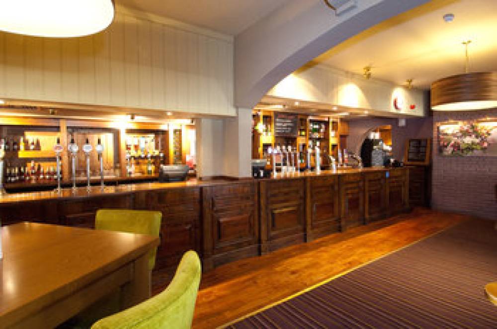 PREMIER INN LONDON RUISLIP 4