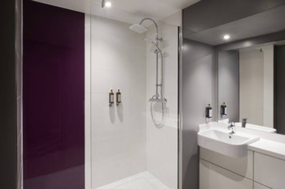 PREMIER INN LONDON SIDCUP 10