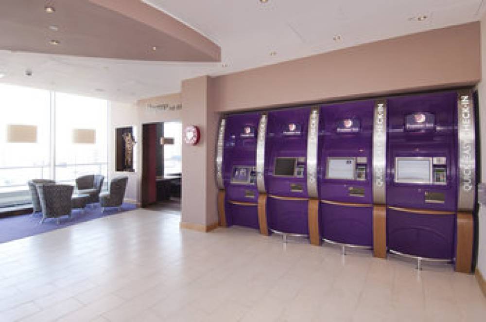 PREMIER INN LONDON STRATFORD 10