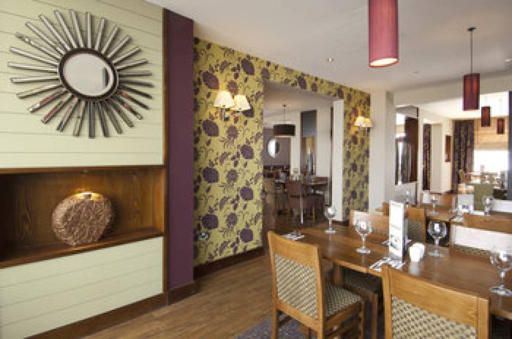 PREMIER INN LONDON STRATFORD 4