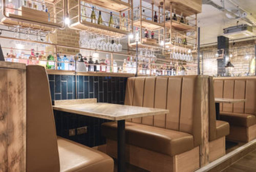 PREMIER INN LONDON SUTTON 7