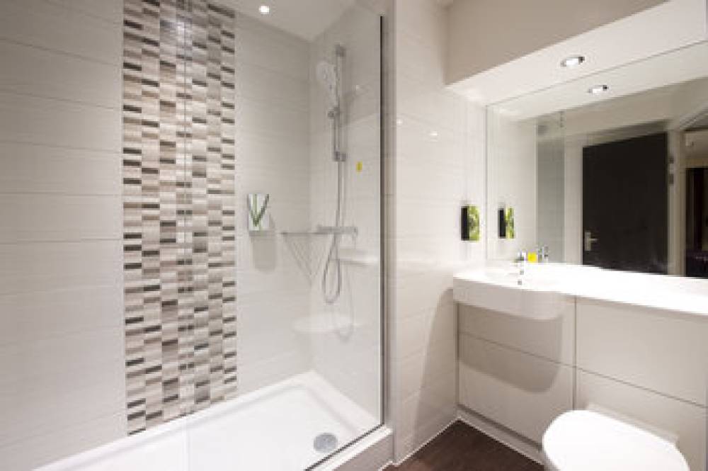 PREMIER INN LONDON WOOLWICH 8