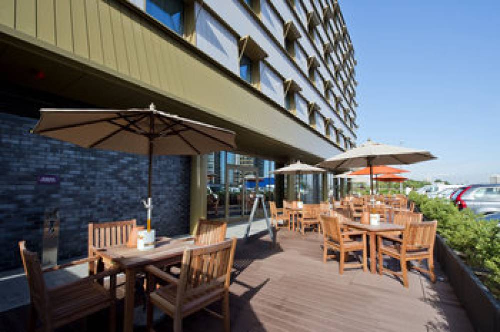 PREMIER INN LONDON WOOLWICH 4