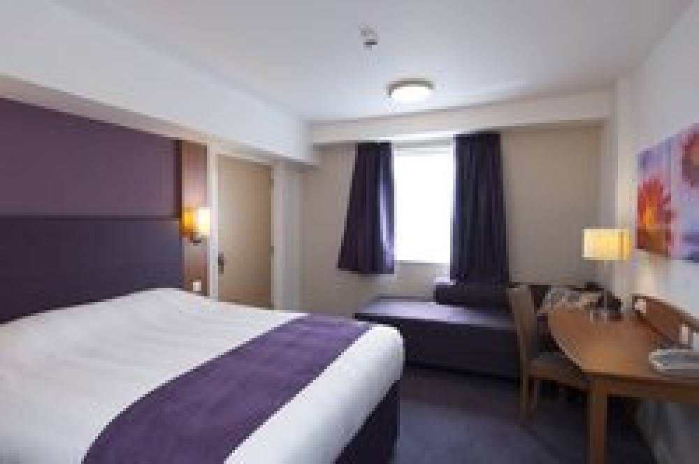 PREMIER INN LUTON SOUTH (M1, J9) 2