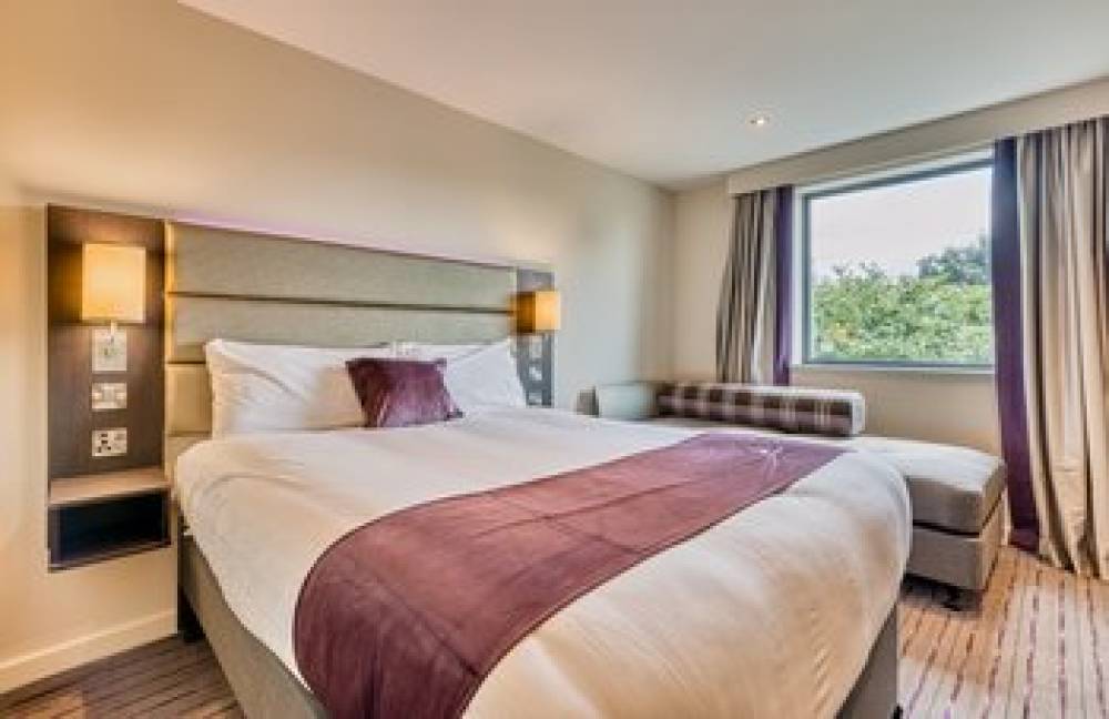 PREMIER INN RICKMANSWORTH 4